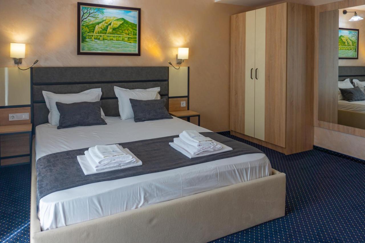 Хотел Ариел / Hotel Ariel Mizara Esterno foto